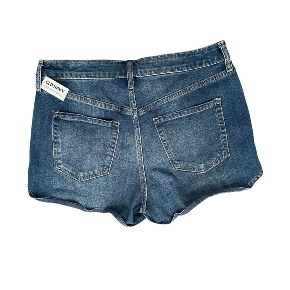 Old Navy Women's High Rise OG Straight Secret Smooth Pockets Shorts - Picture 2 of 2